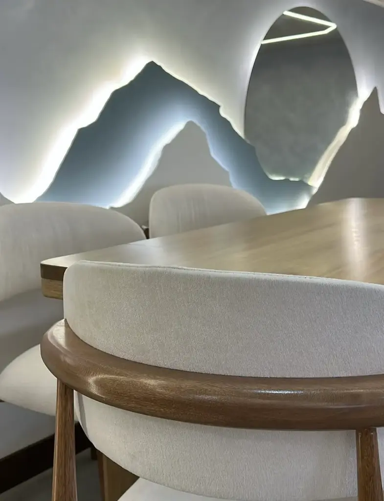 Comedor Briss 01.webp