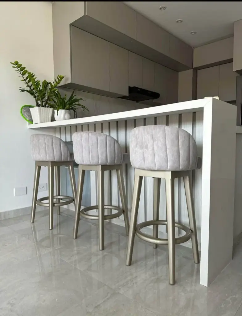 Silla de barra 01_.webp