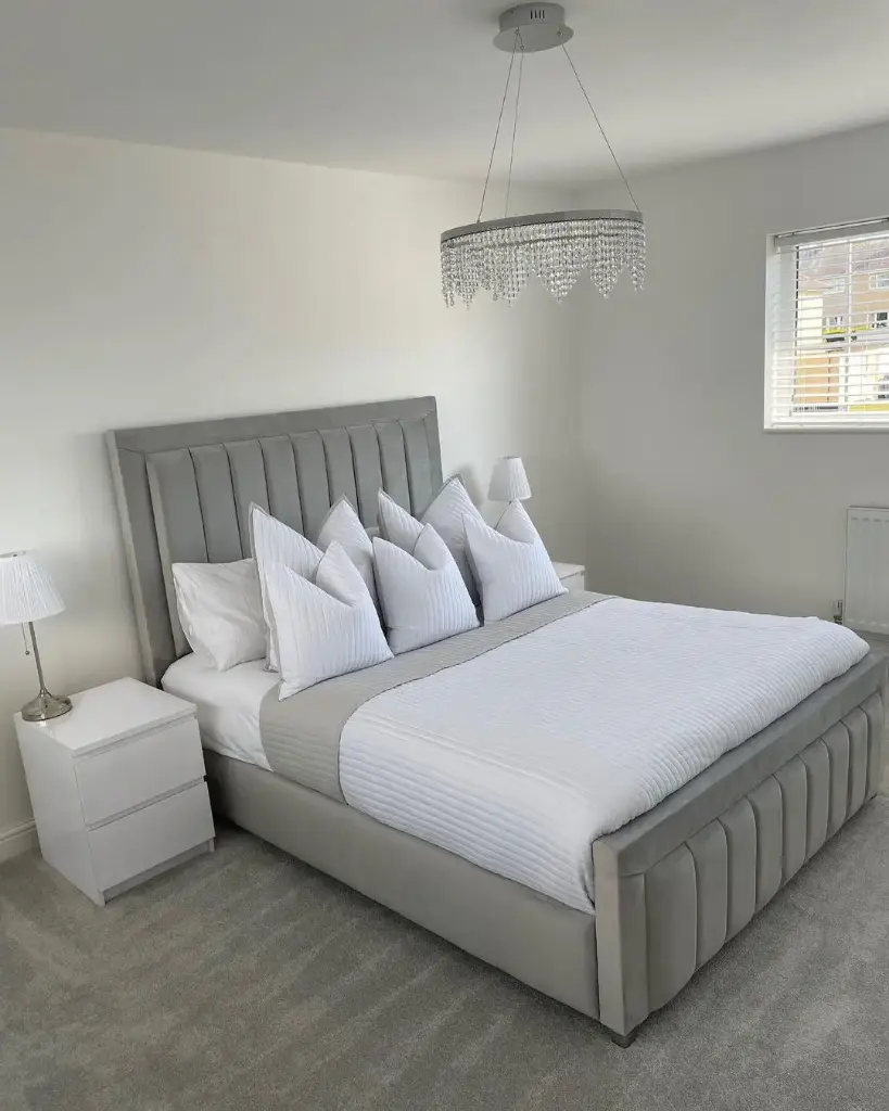 Cama Linora (1.20m x 1.90m)